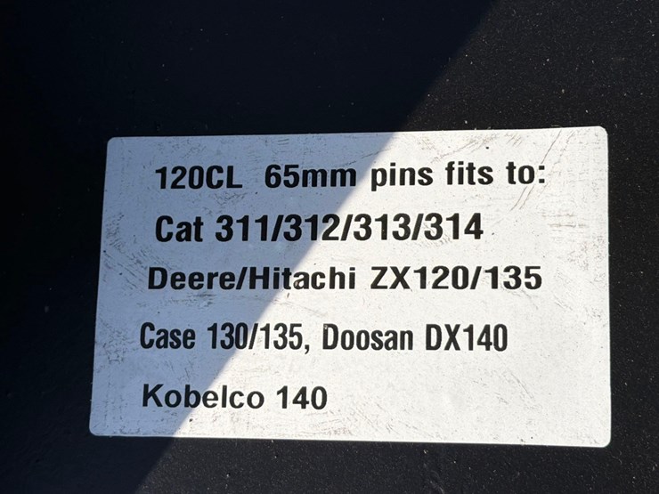 hitachi-zx120-image-4