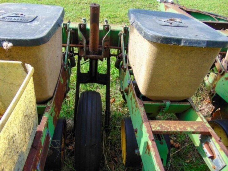 john-deere-7000-image-8