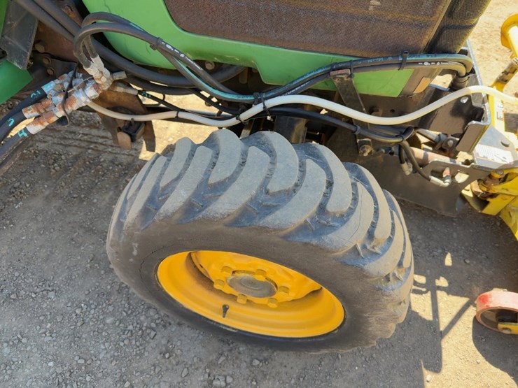 john-deere-4310-image-12