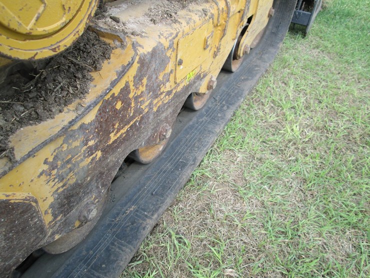 2022-caterpillar-259d3-image-15