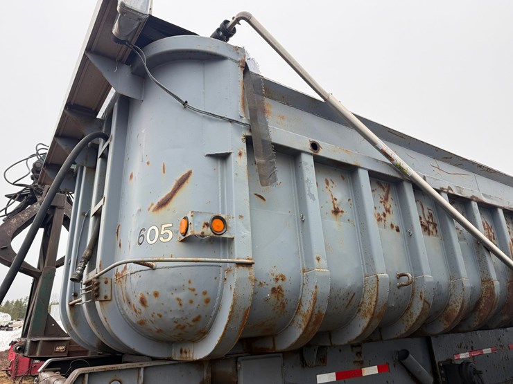#1130-•-26'-end-dump-semi-trailer-image-13