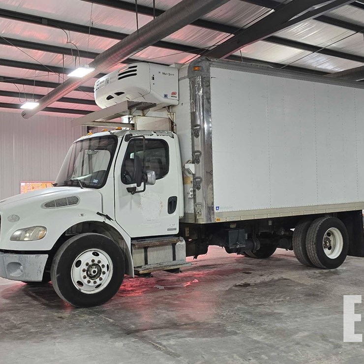 2009 FREIGHTLINER BUSINESS CLASS M2 106
