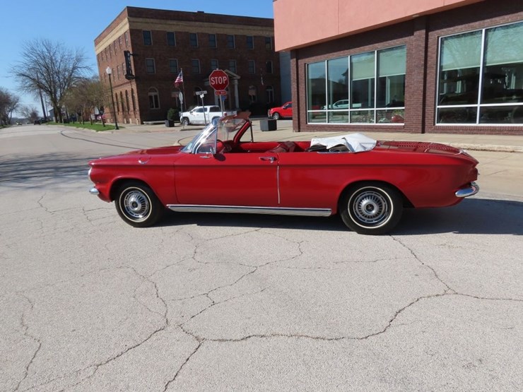 1963-chevrolet-corvair-monza-convertible-image-10