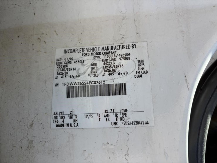 2004-ford-f350-sd-image-18