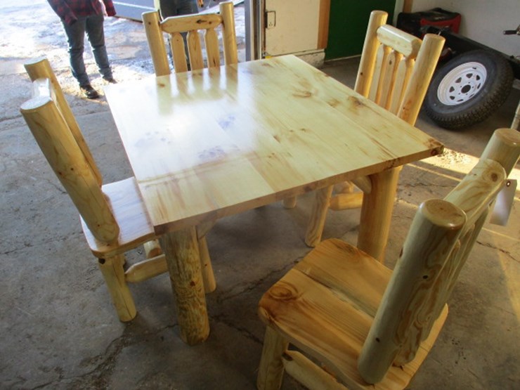 #7144-•-pine-kitchen-table-w/4-chairs-image-4