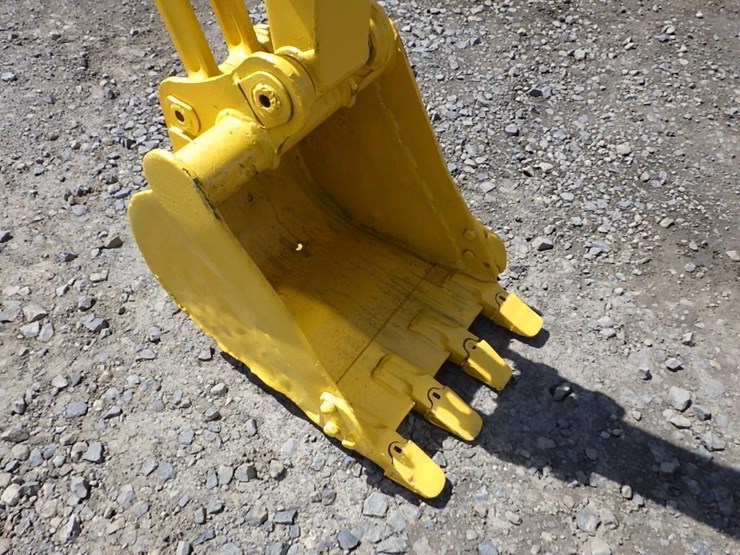 komatsu-pc28uu-2-image-19