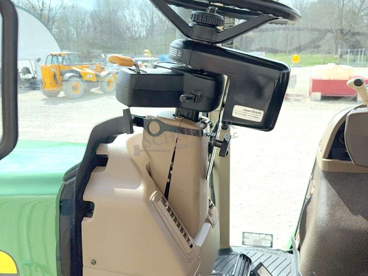 john-deere-200-image-77