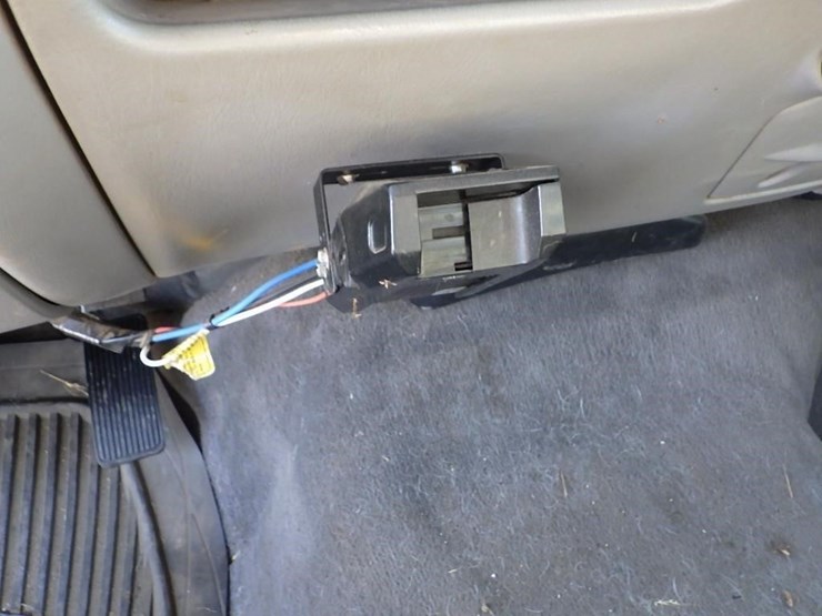 2001-ford-f350-image-35