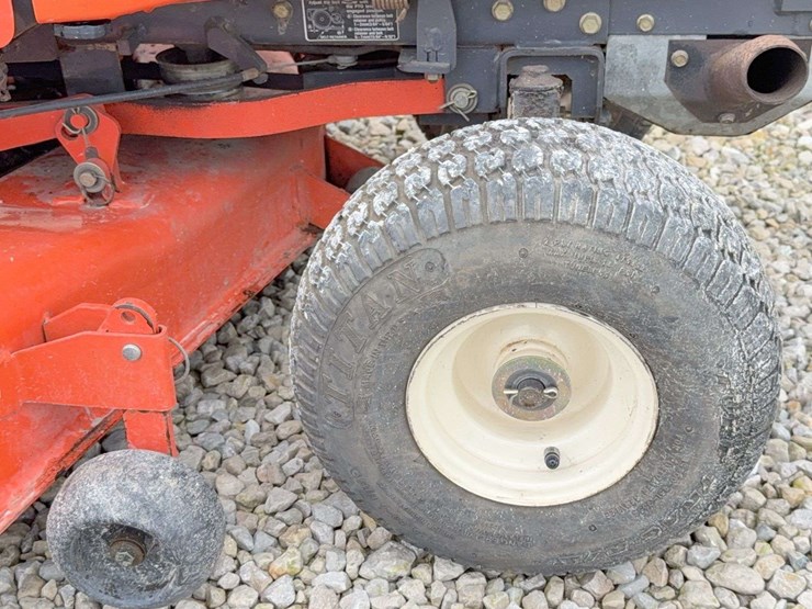 1997-kubota-t1760-image-14