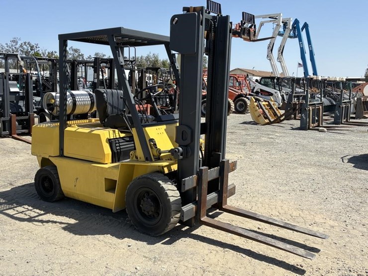 komatsu-fg25-8-image-2