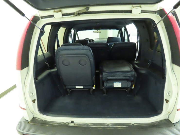 1990-chevrolet-lumina-apv-van-image-13