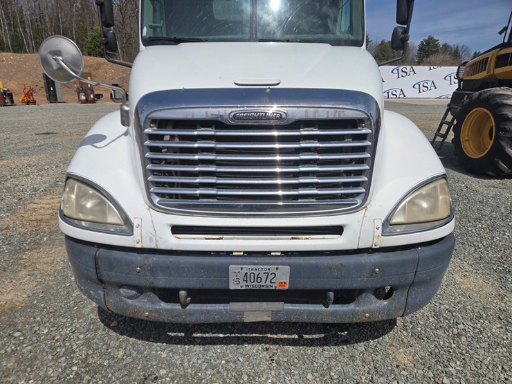 2007-massey-ferguson-8-image-11