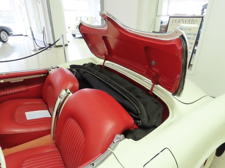 rare-1953-chevrolet-corvette-image-45