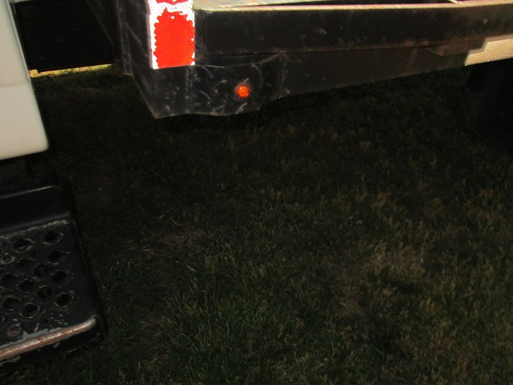 #46152-•-2005-chevrolet-s/a-single-cab-flatbed-truck-1gdg5c1e75f902740-image-26