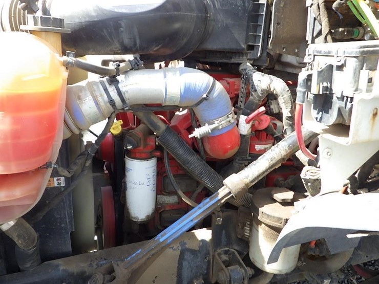 2015-ford-f750-image-13