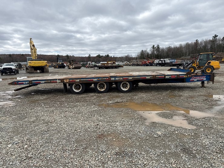 2018-massey-ferguson-8-image-6