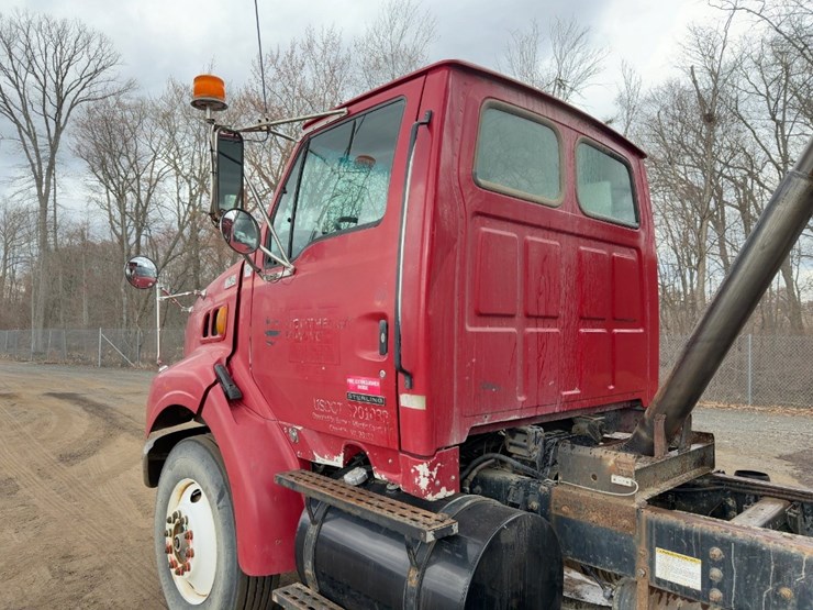 2000-sterling-lt8500-image-13