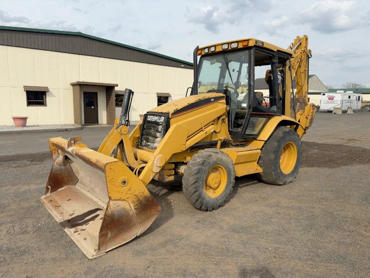 2000-caterpillar-416c-image-1