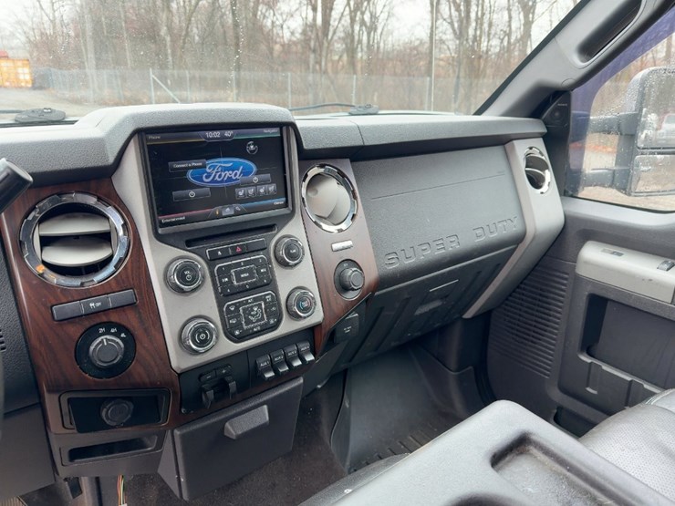 2014-ford-f350-image-22