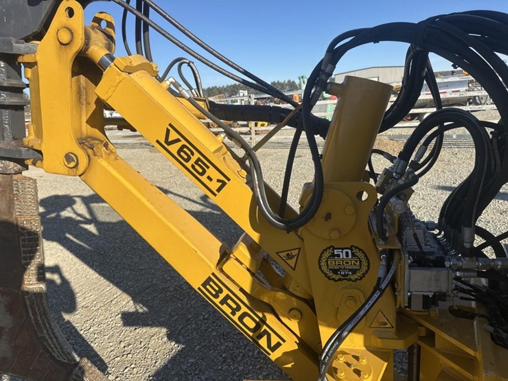 2014-deere-450j-image-29