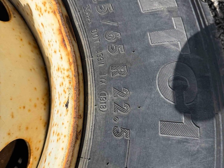 2000-peterbilt-357-image-20