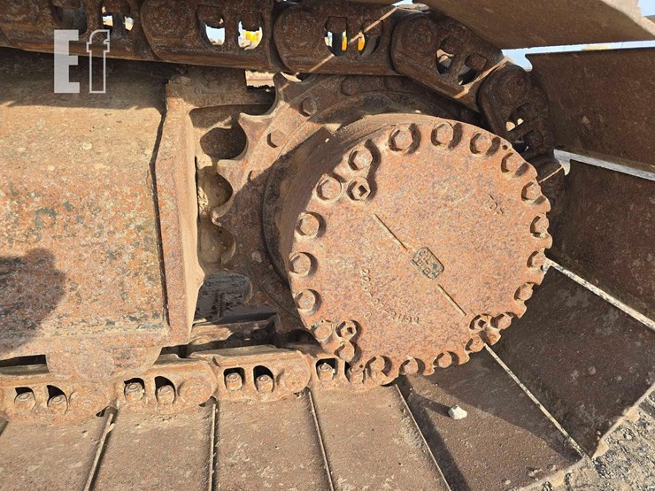 komatsu-pc228us-lc-3n0-image-34