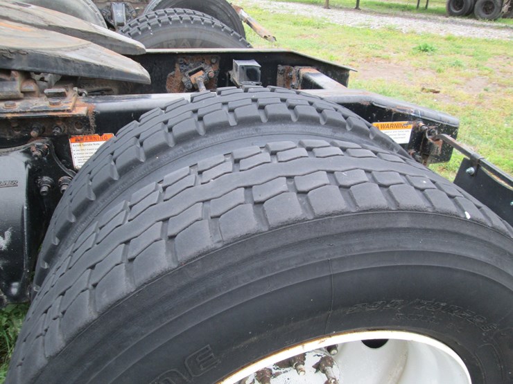 #46165-•-inop-2012-freightliner-t/a-daycab-truck-tractor-1fujgebg8clbv8611-image-7