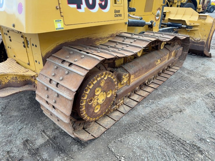 2016-caterpillar-d6k2-xl-image-20