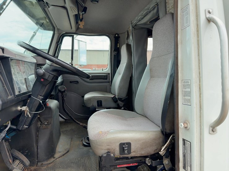 1996-international-4900-image-19