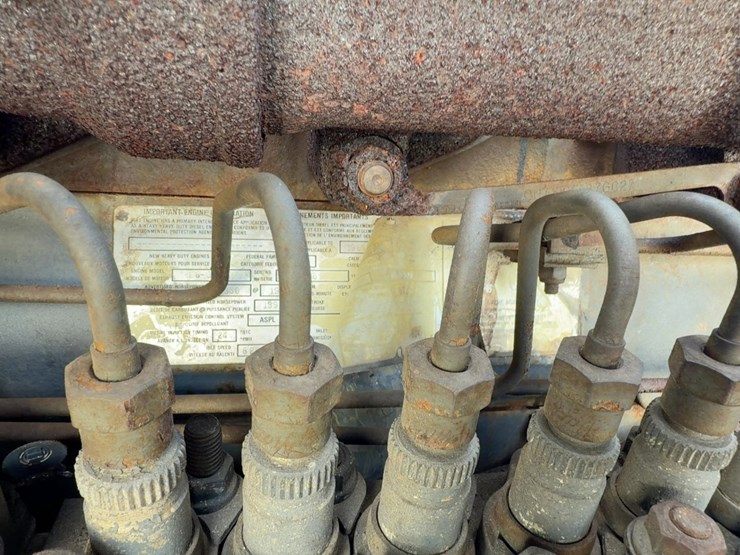 1990-mack-rd688s-image-11