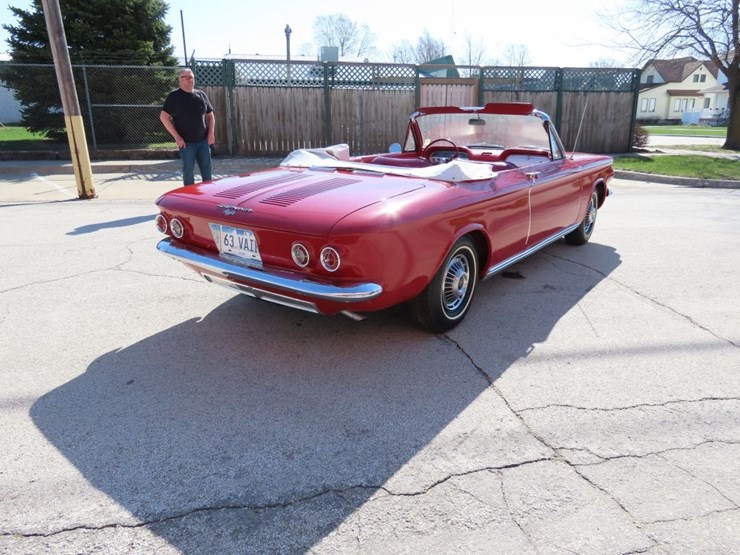 1963-chevrolet-corvair-monza-convertible-image-6