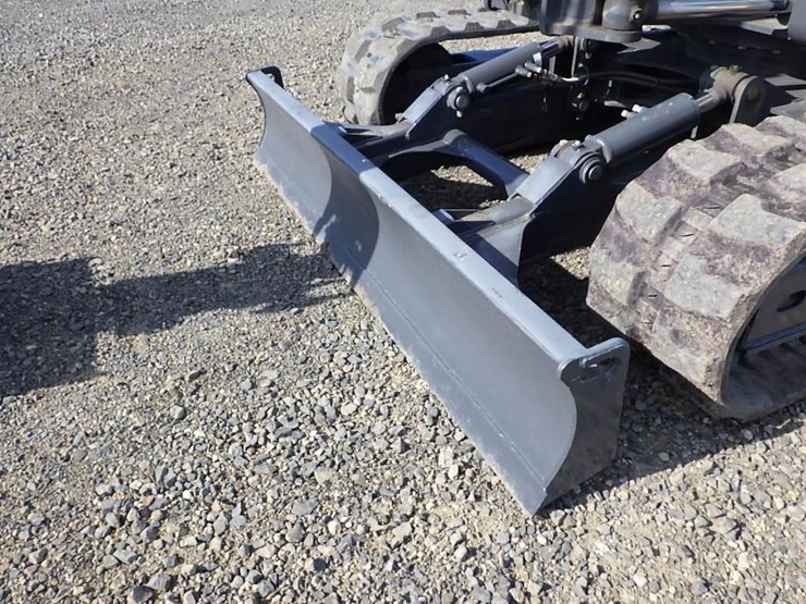 2023-develon-dx85r-3-hydraulic-excavator-image-15