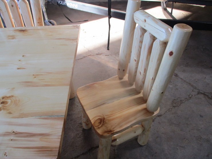 #7144-•-pine-kitchen-table-w/4-chairs-image-3