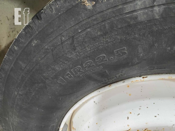 1994-freightliner-fl70-image-21