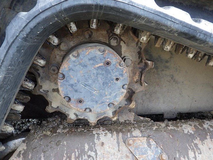 2012-kubota-svl75-image-19