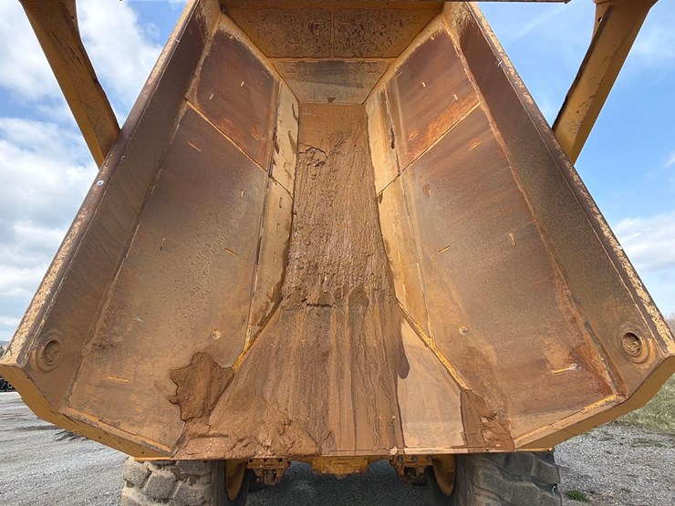 2024-deere-260p-image-17