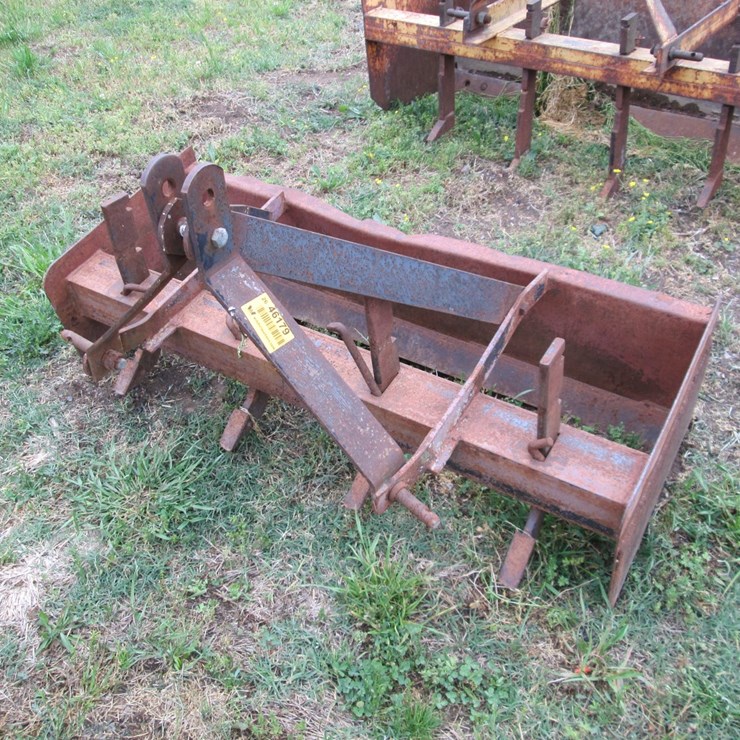 #46179 • 4' Box Blade w/Rippers