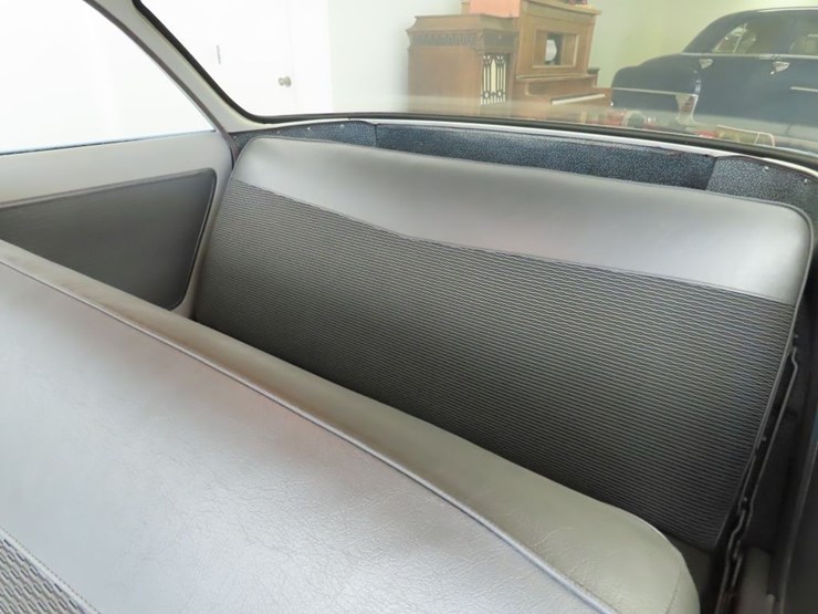 1960-chevrolet-corvair-4dr-sedan-image-16