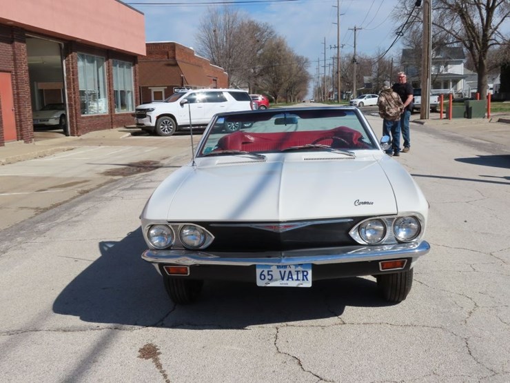 1965-chevrolet-corvair-monza-convertible-image-2
