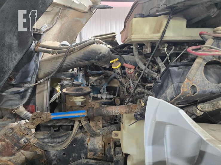 2007-international-durastar-4300-image-26