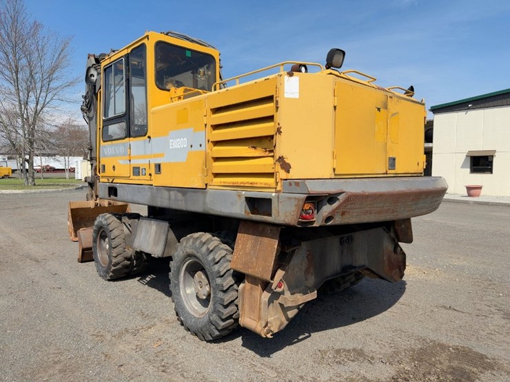 1998-volvo-ew200-image-3