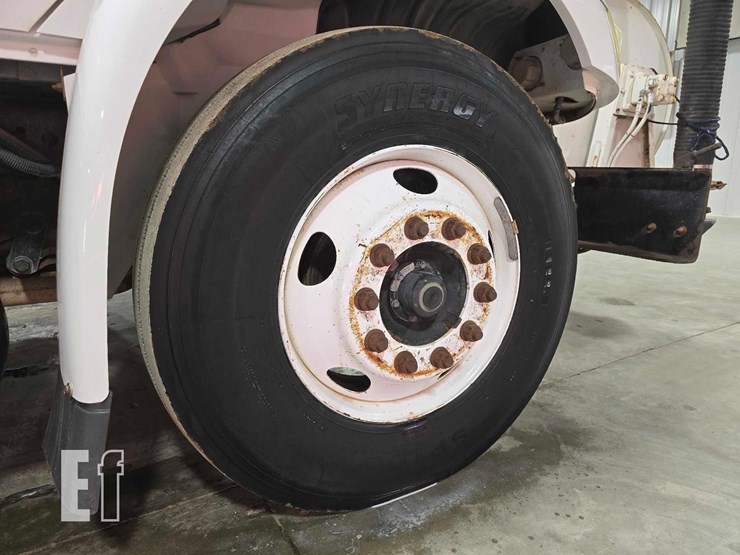 2007-international-durastar-4300-image-32