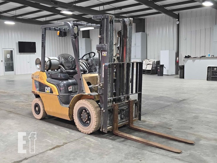 2019-caterpillar-gp25n-image-2