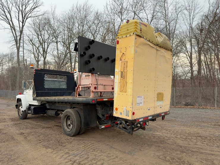 1987-ford-f600-image-3