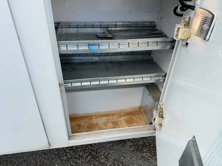 2019-utility-van-image-20