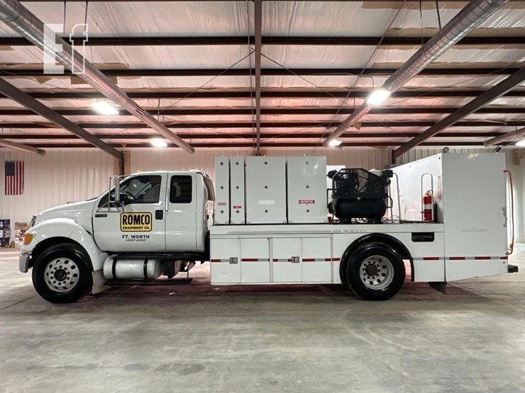 2015-ford-f750-sd-image-5