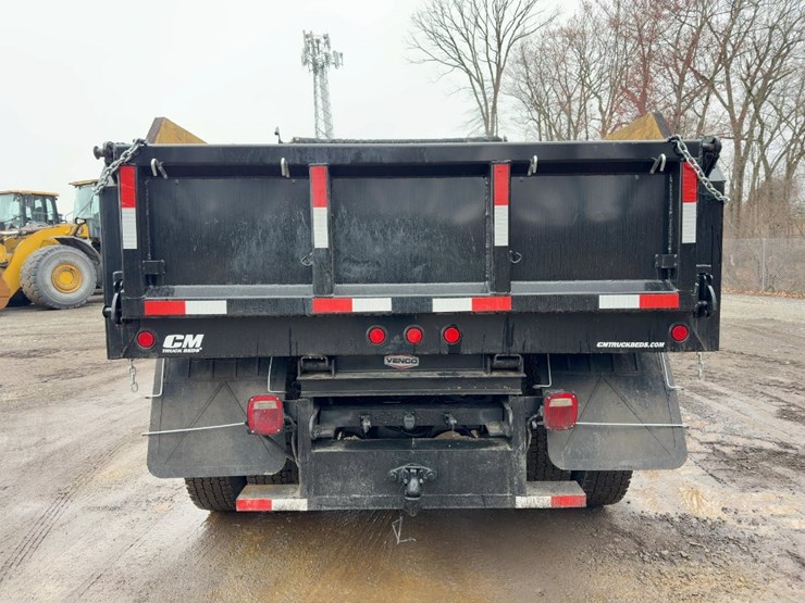 2013-ford-f750-xl-image-4