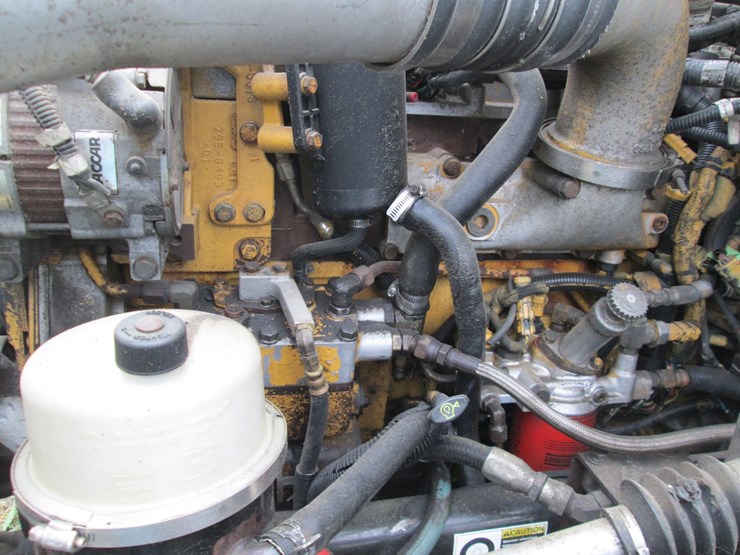 2008-peterbilt-387-image-28