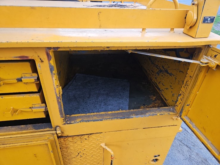 1987-ford-f800-image-33