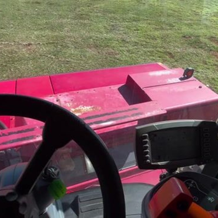 MASSEY-FERGUSON WR9770